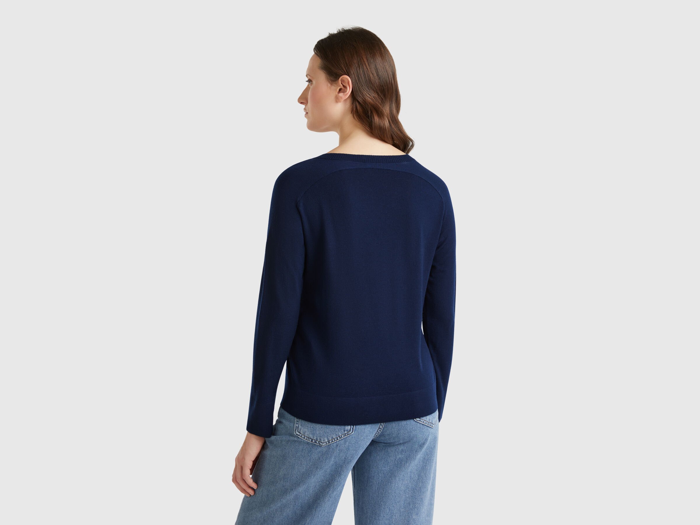 V NECK SWEATER L/S Women image number 1