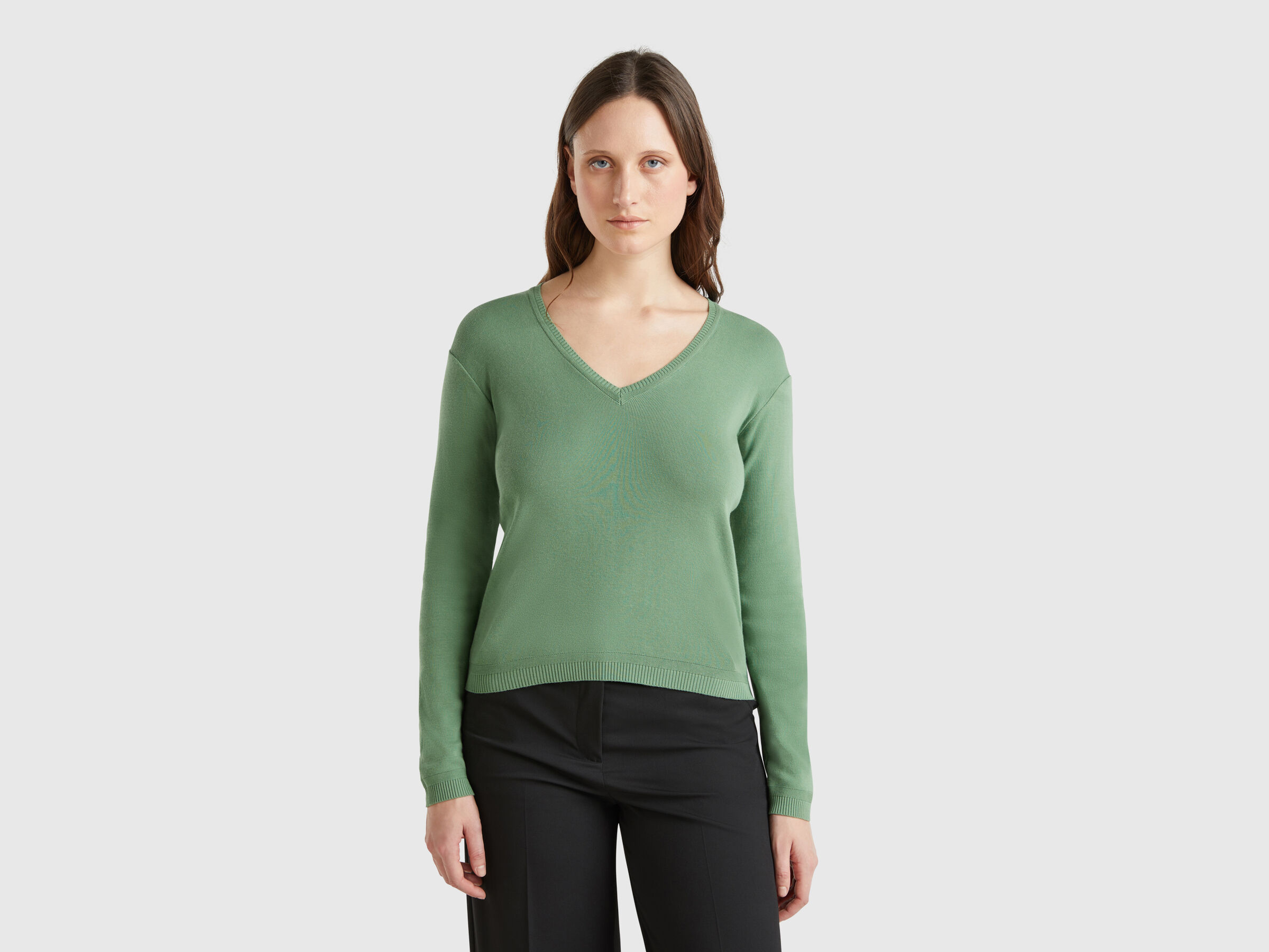 V NECK SWEATER L/S Women image number 0
