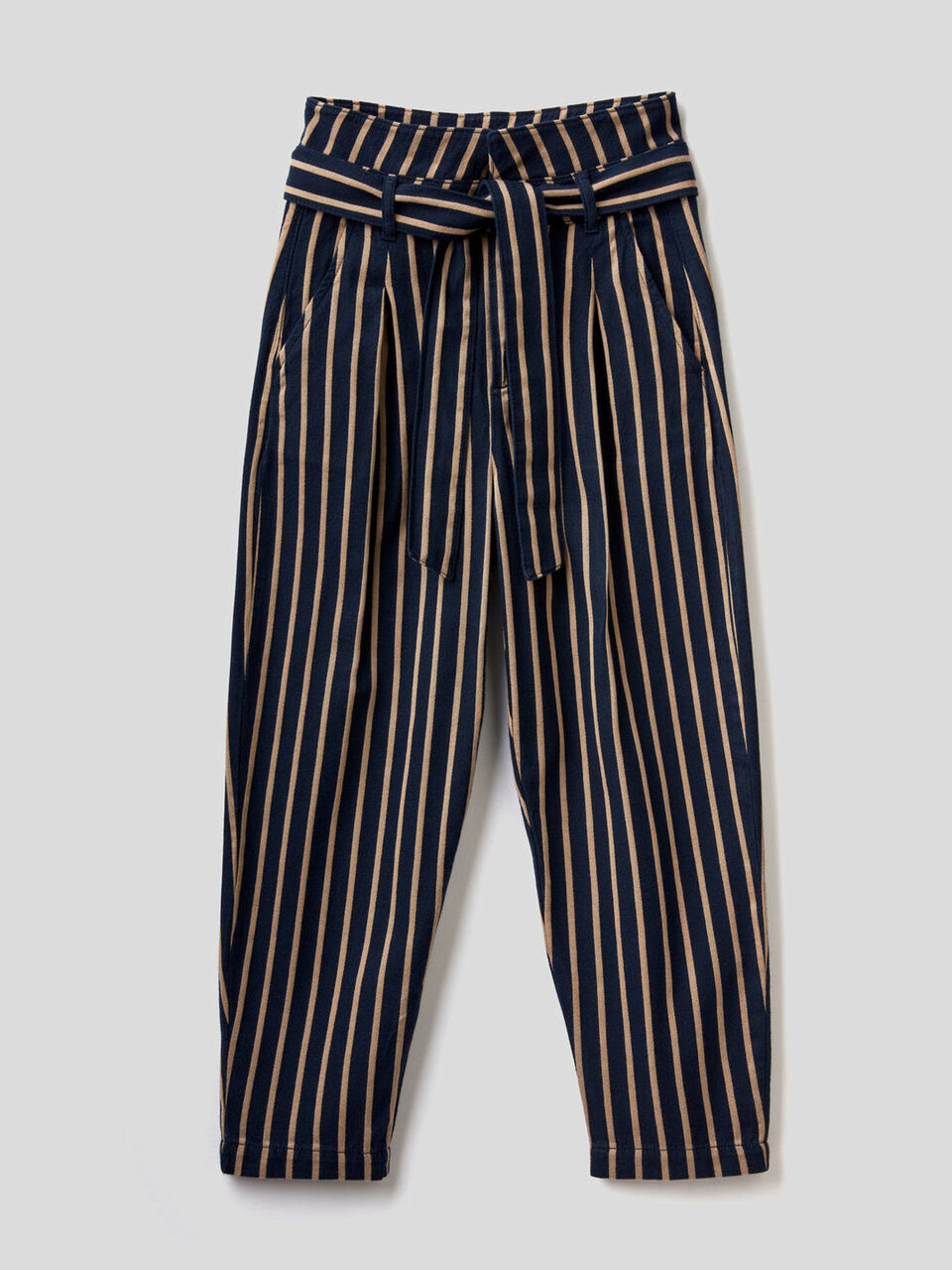 High-waisted 100% cotton trousers image number 1