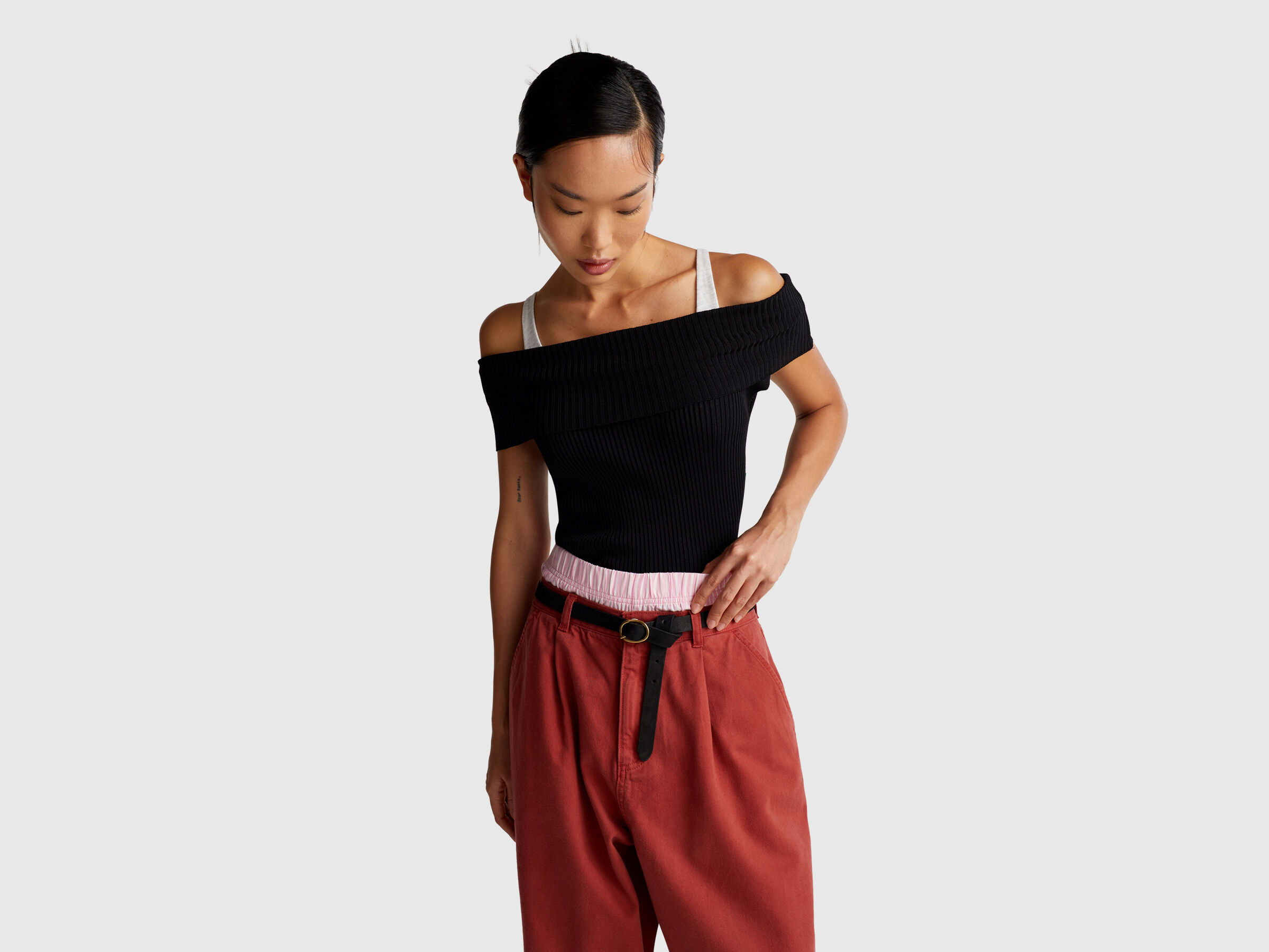 SWEATER H/S Women image number 0
