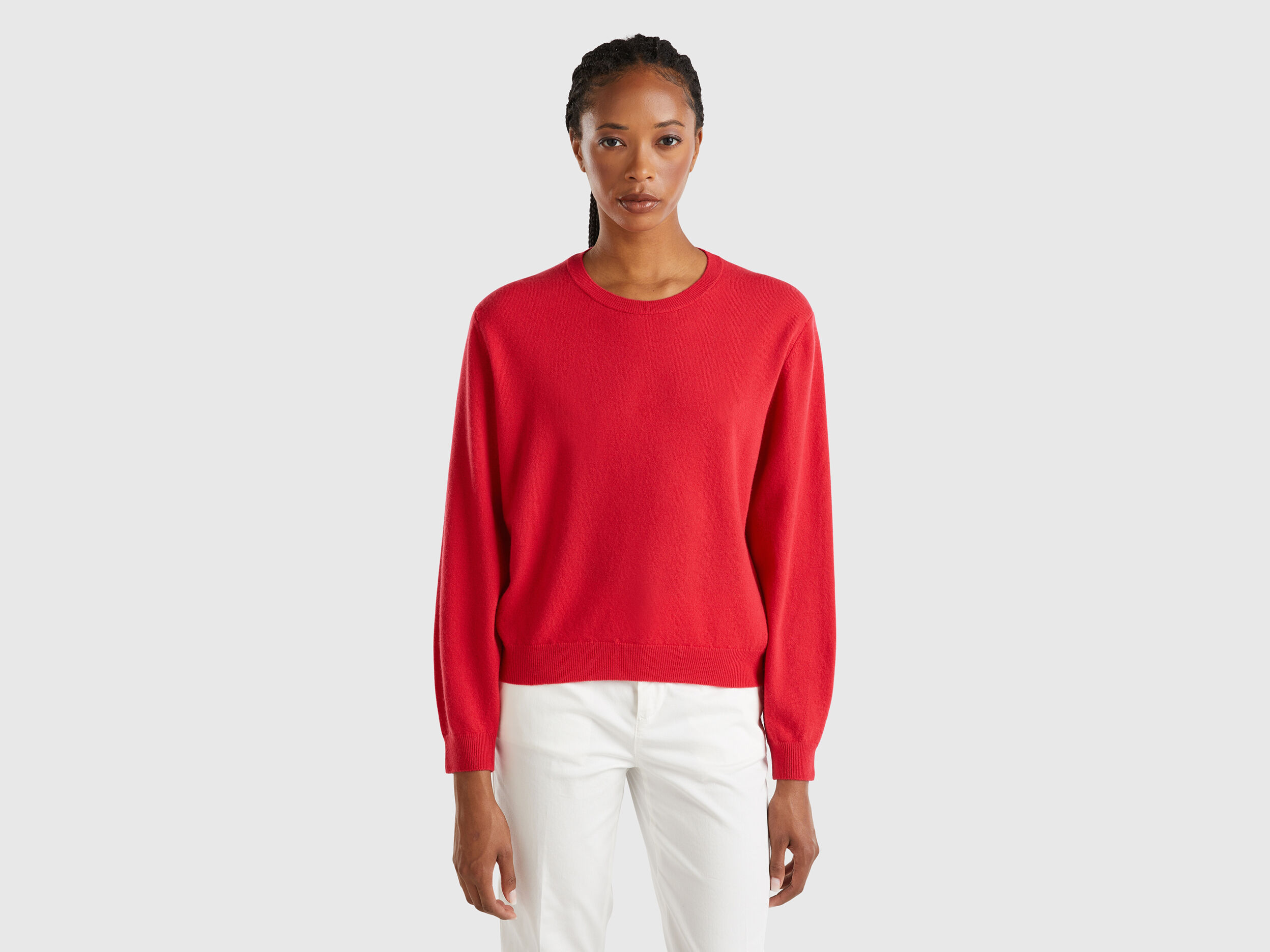 Women's red crew neck sweater outlet