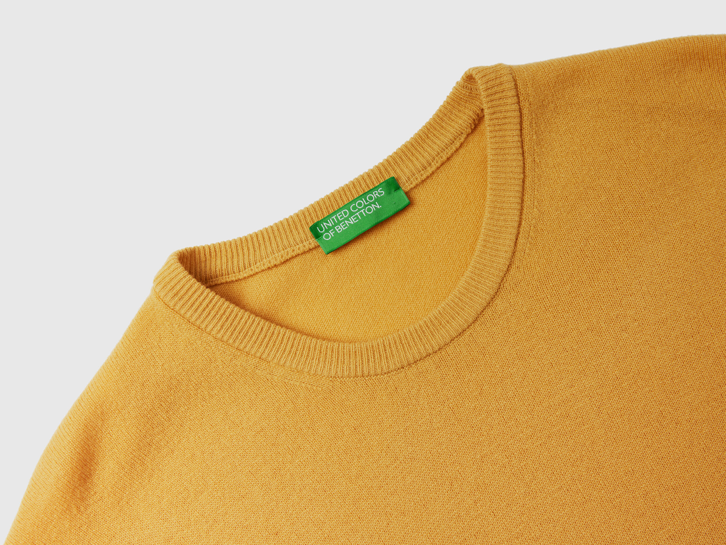 Men's yellow crew neck sweater discount