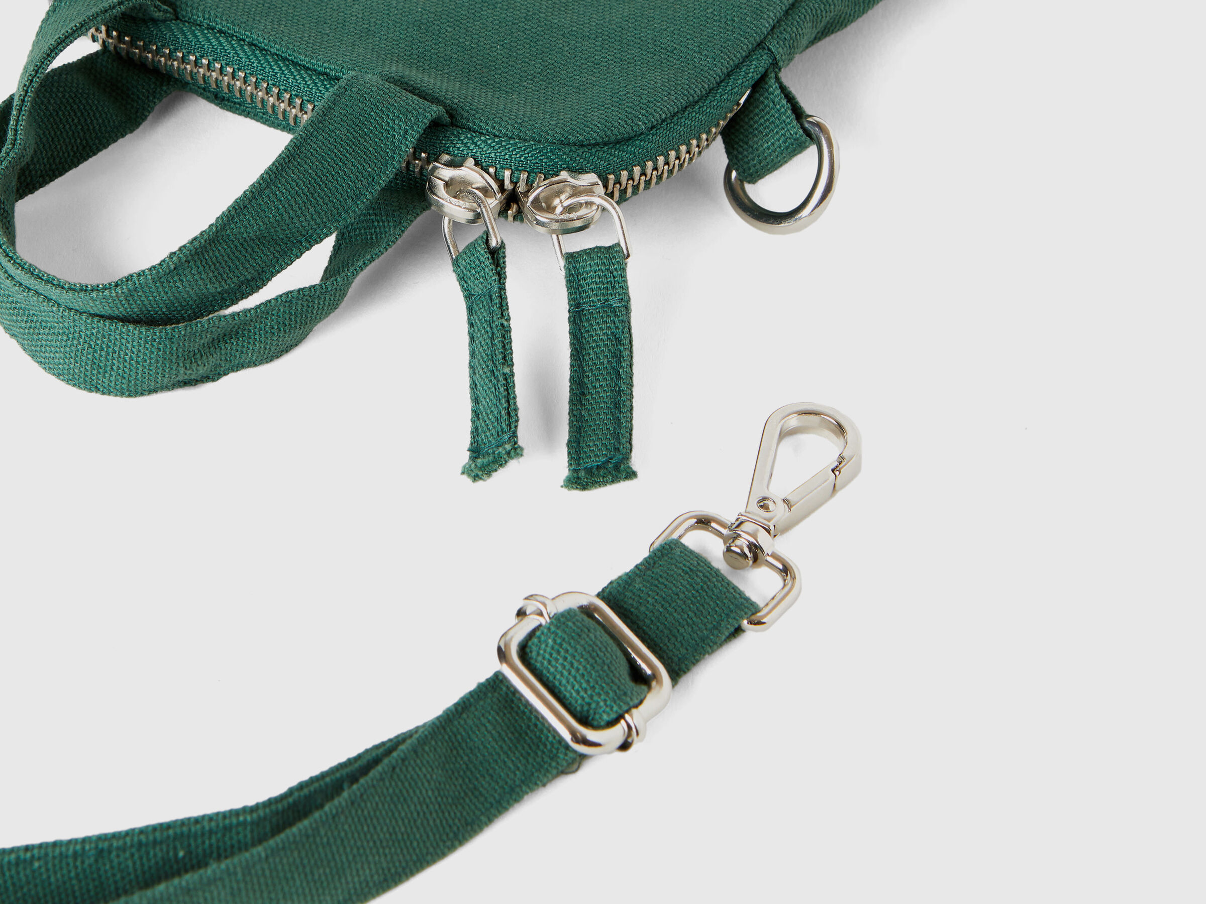 Military green cell phone holder in pure cotton image number 2