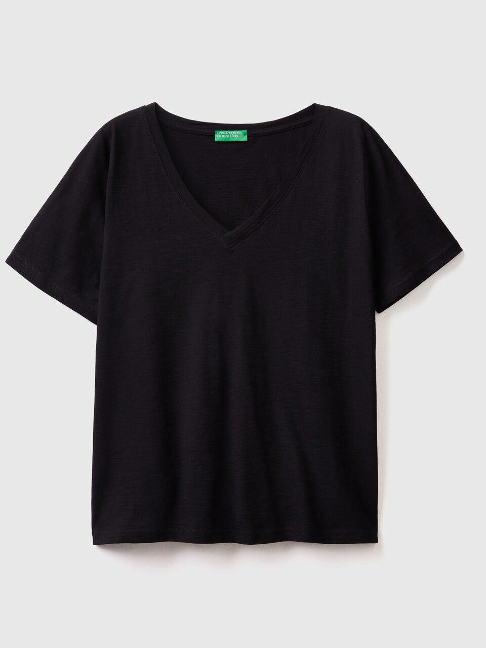 Women s T shirts and Tops New Collection 2024 Benetton