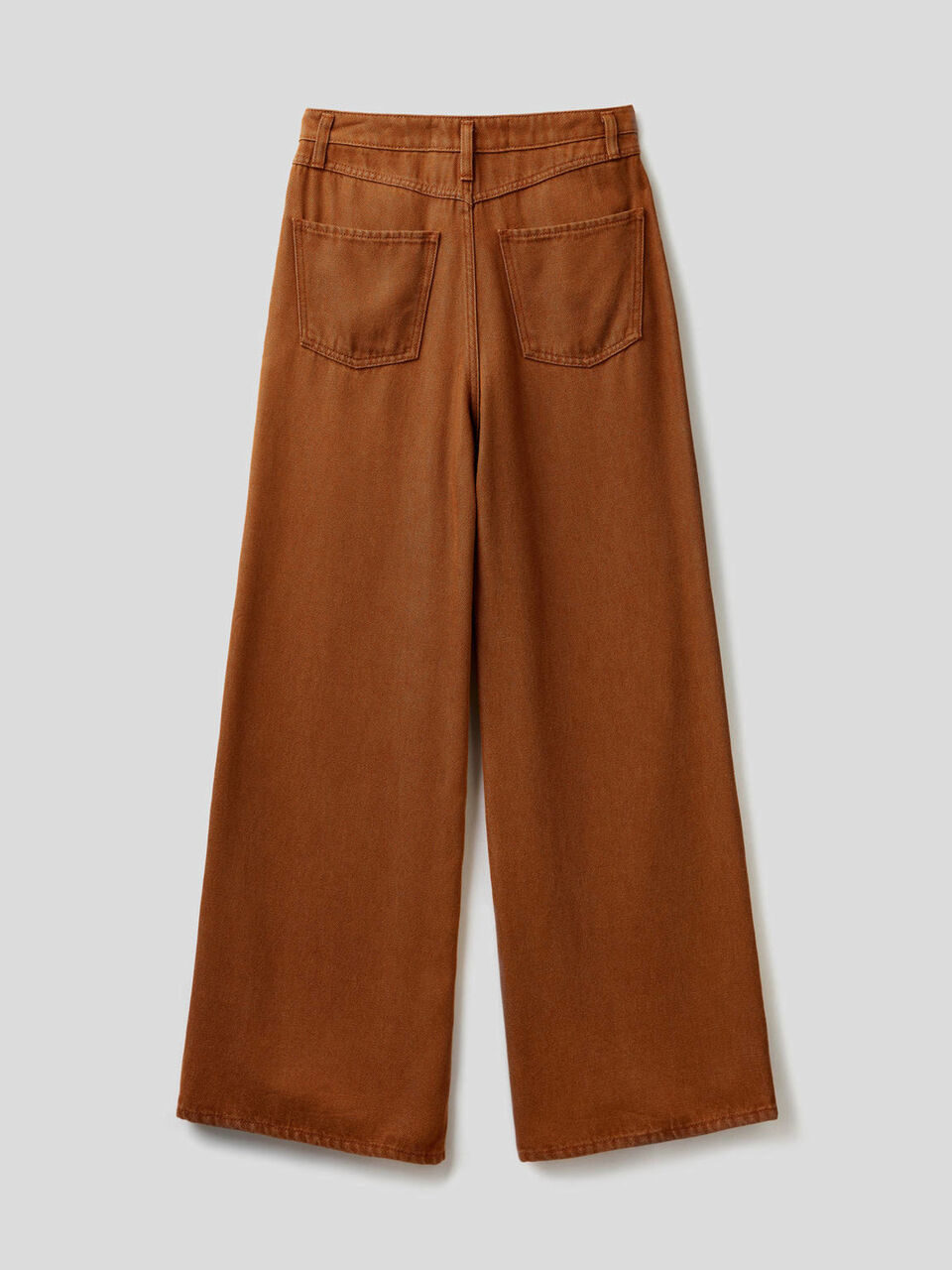 Wide leg trousers in natural fabric image number 2