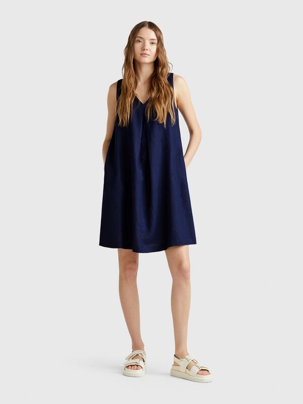 Sleeveless dress in pure linen Women