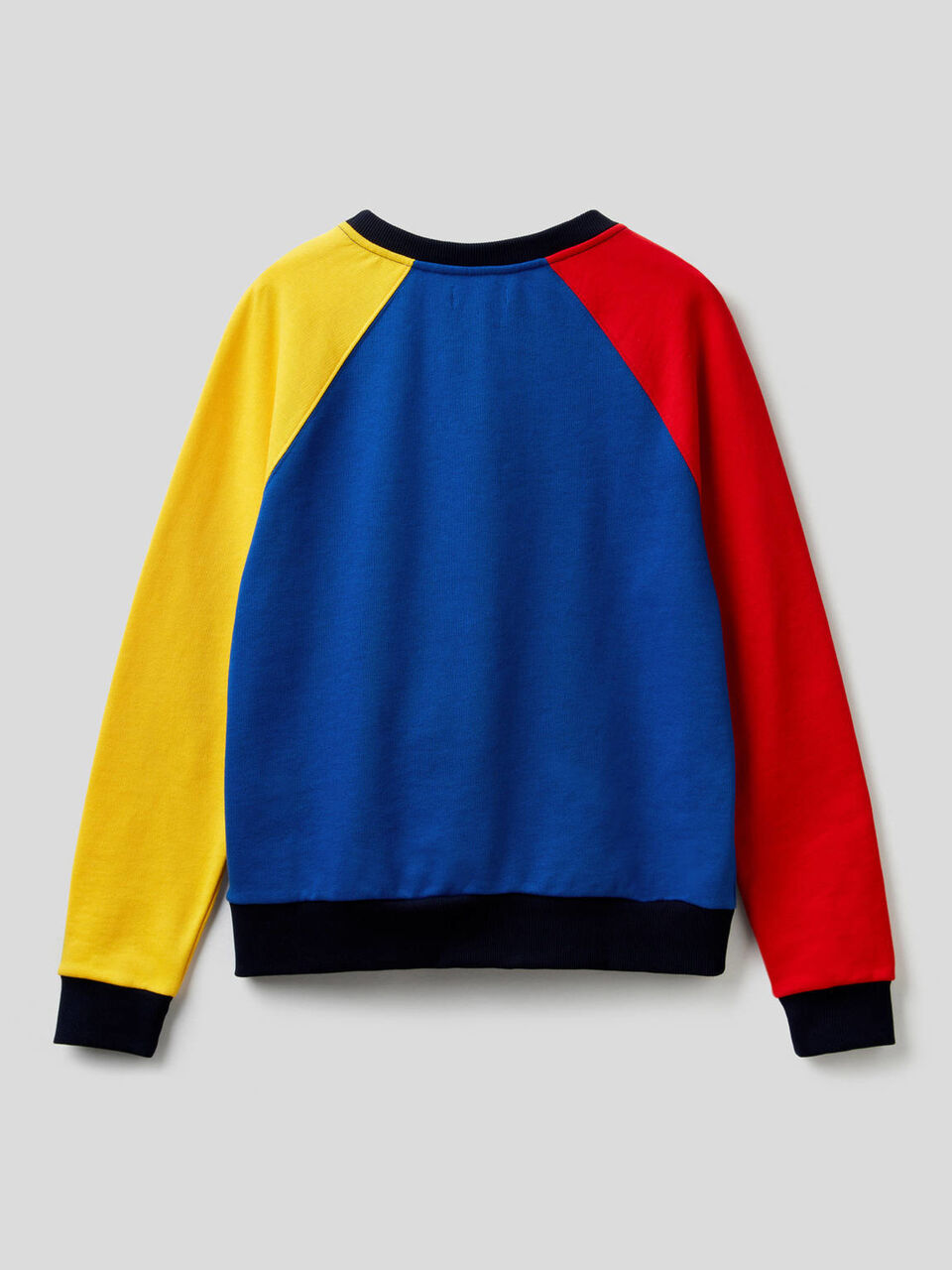 Crew neck sweatshirt with raglan sleeves image number 2