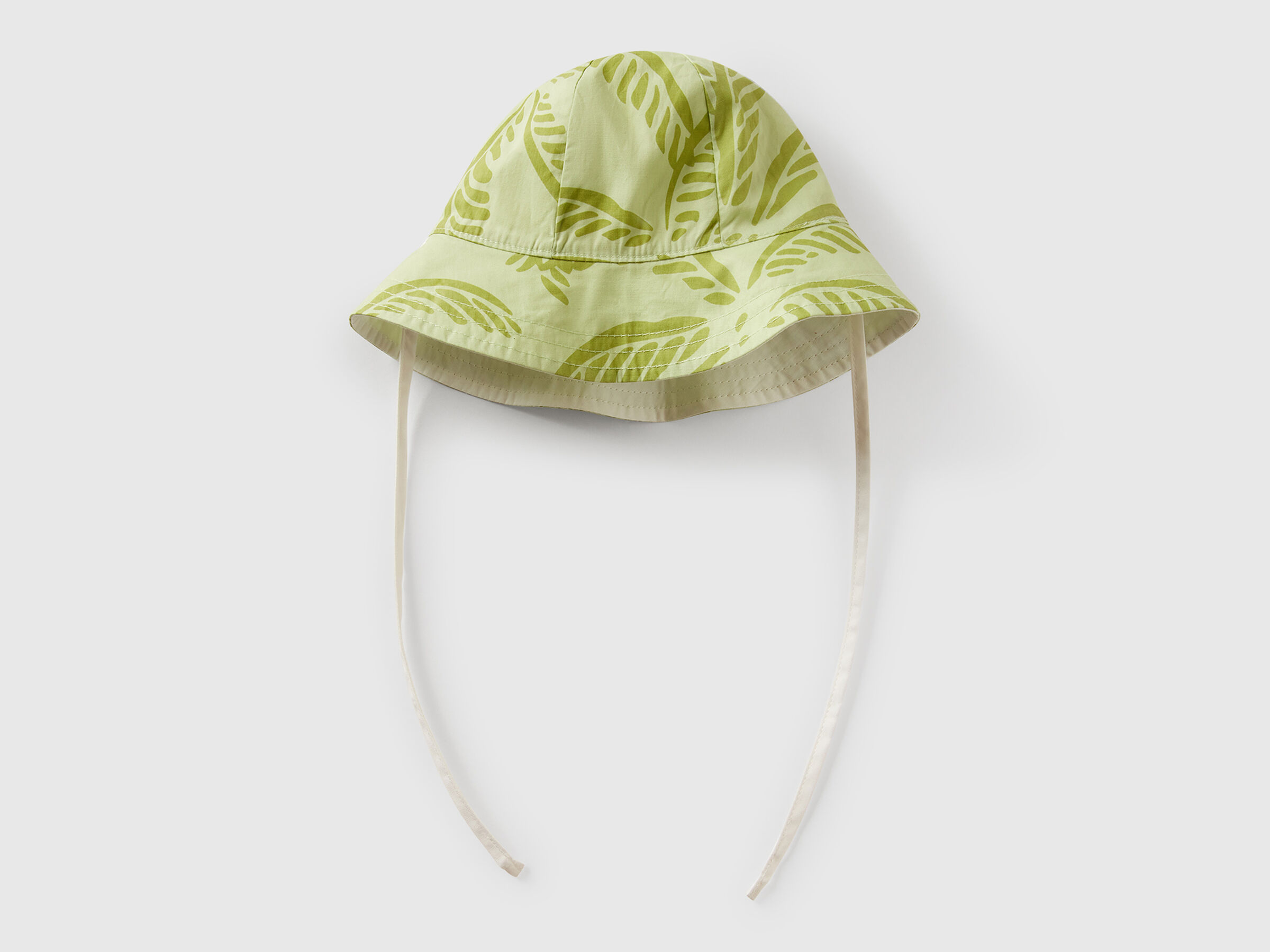HAT New Born (0-18 months) image number 1