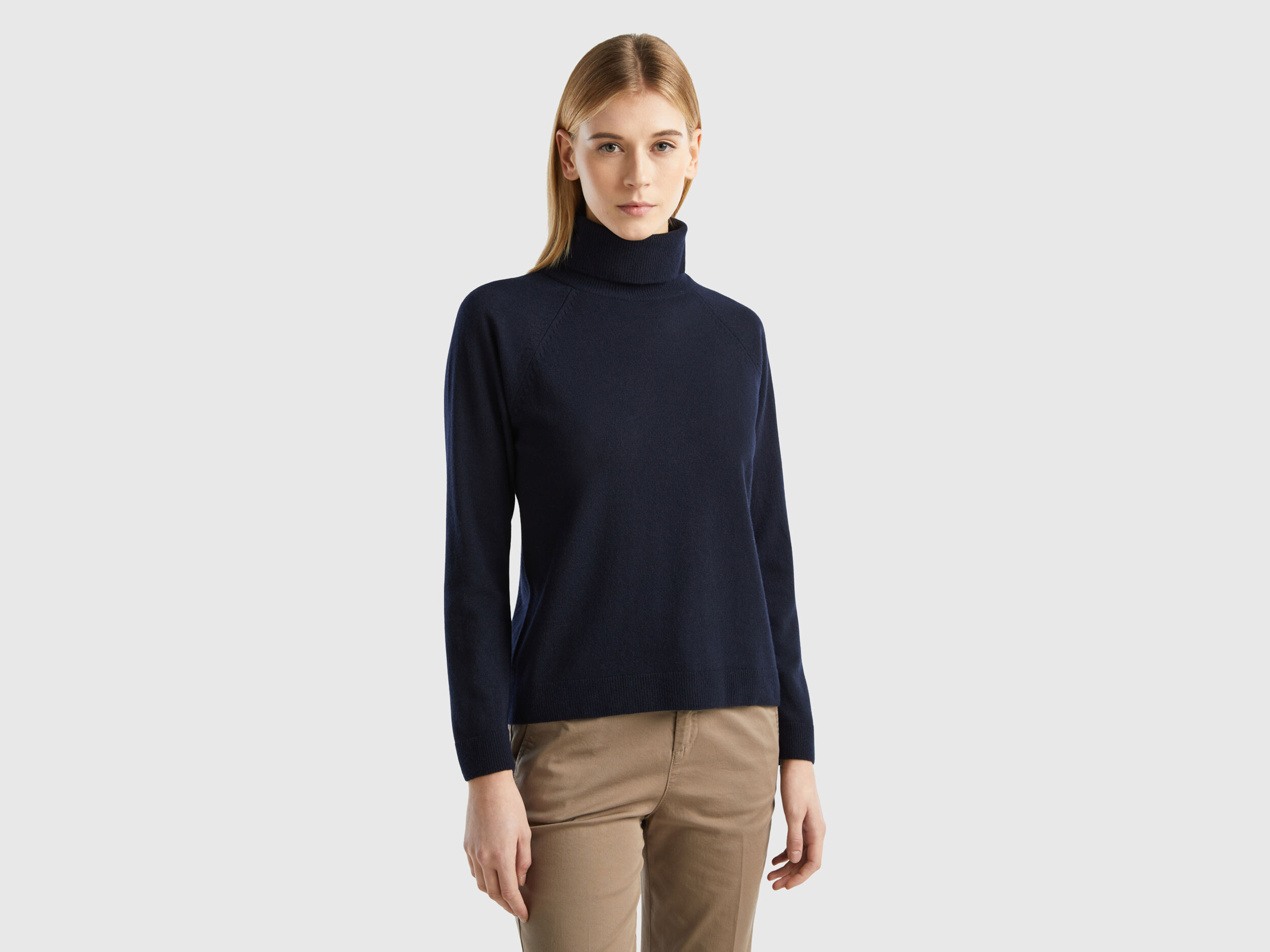 Dark blue turtleneck sweater in cashmere and wool blend Dark Blue Benetton