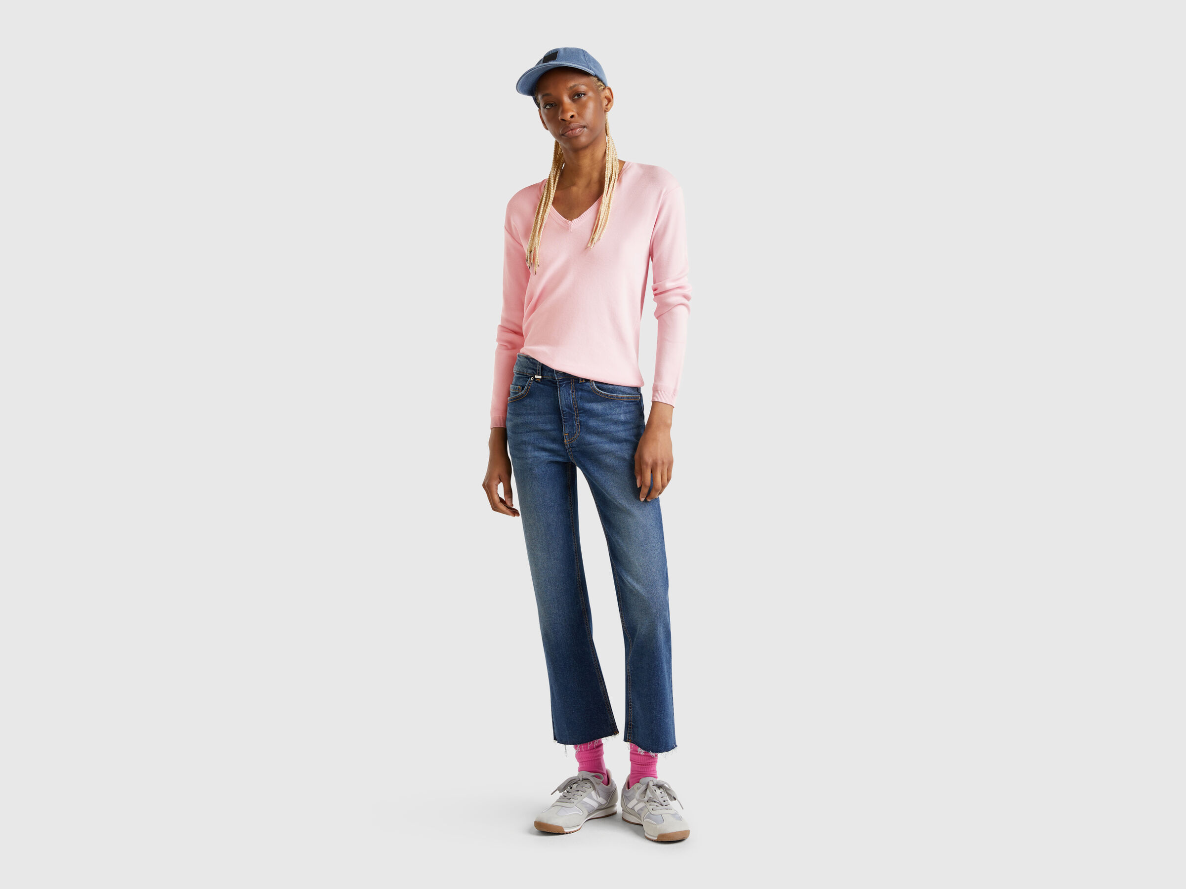 V NECK SWEATER L/S Women image number 2