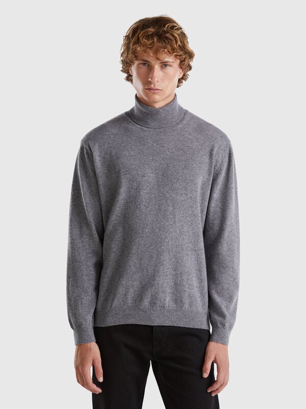 Dark gray turtleneck in pure Merino wool Men
