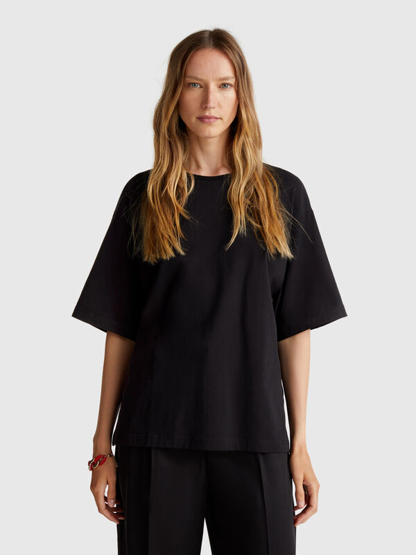 T-shirt with crisscross at back Women