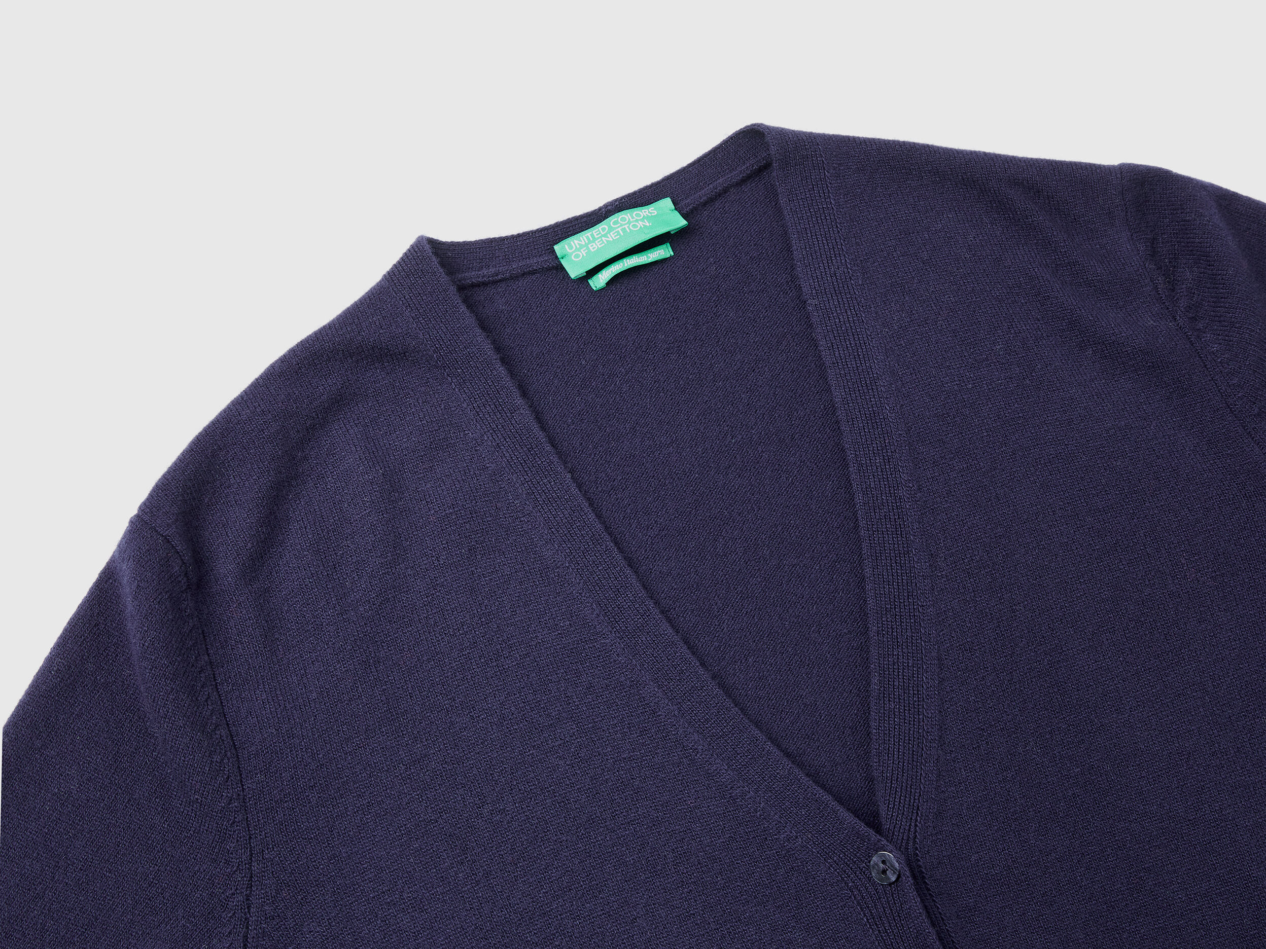 Merino wool top v neck cardigan