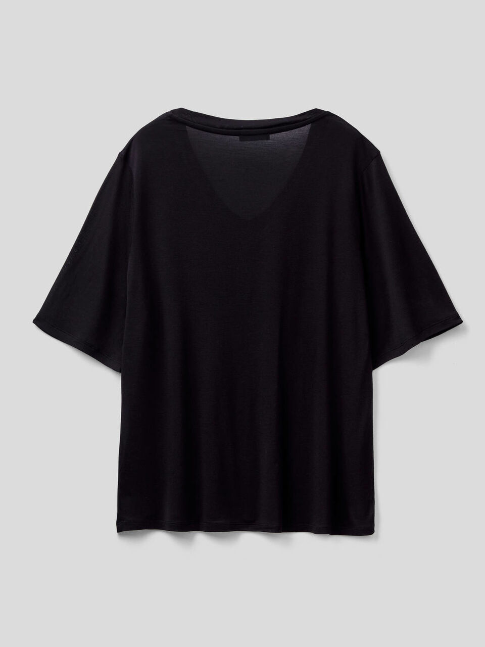 Blouse with V-neck image number 2