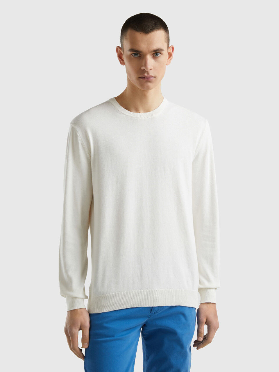 Men's white crew outlet neck sweater