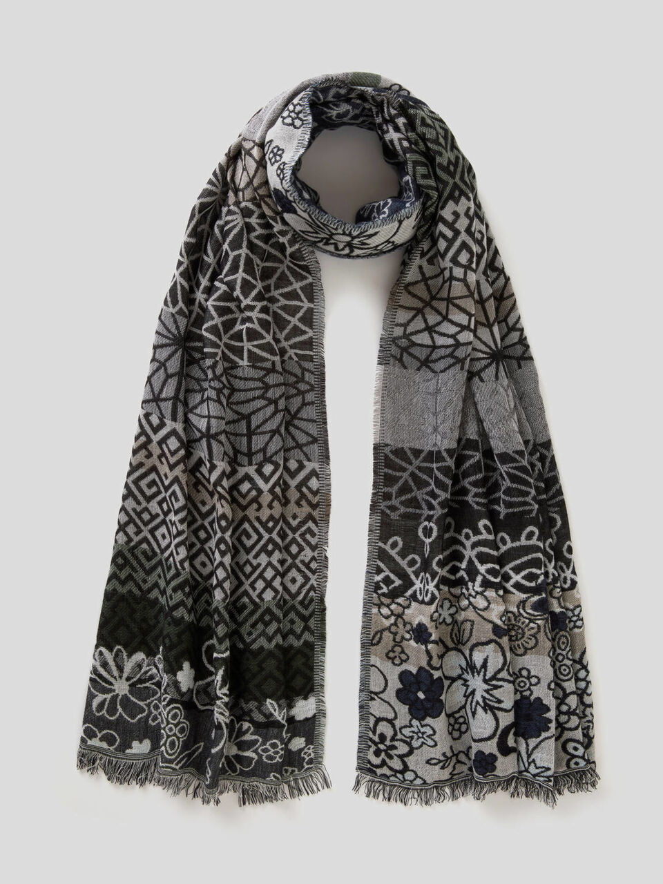 Patterned scarf with fringe image number 1