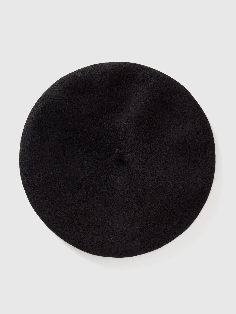 HAT Women image number null