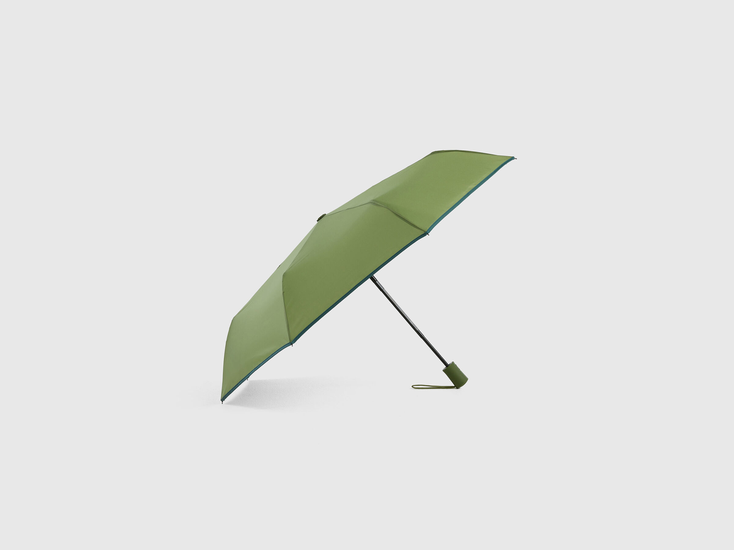 Military green umbrella image number 2