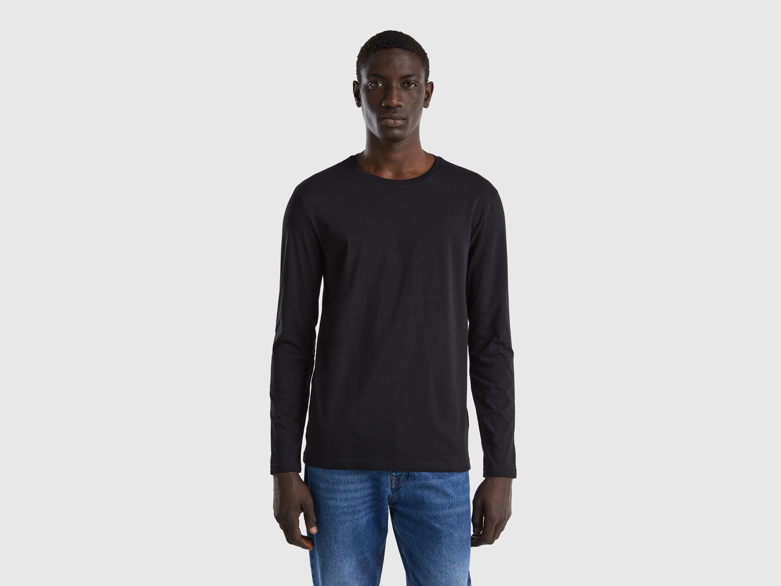 Long t best sale shirt plain black