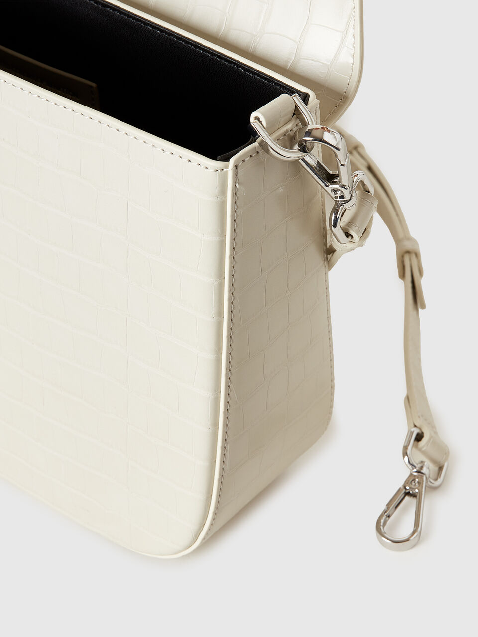 BAG Women image number null