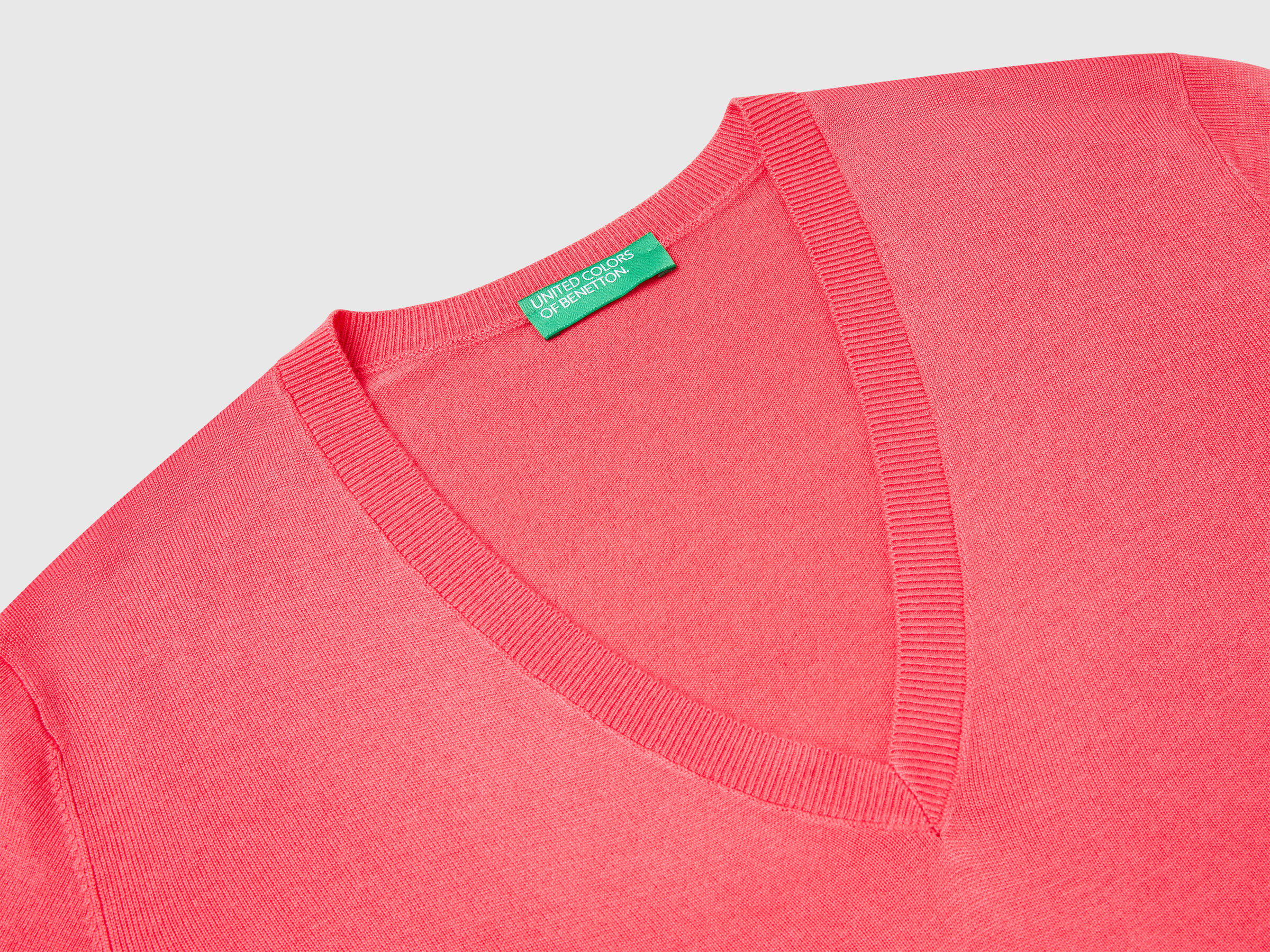 V NECK SWEATER L/S Women image number 5