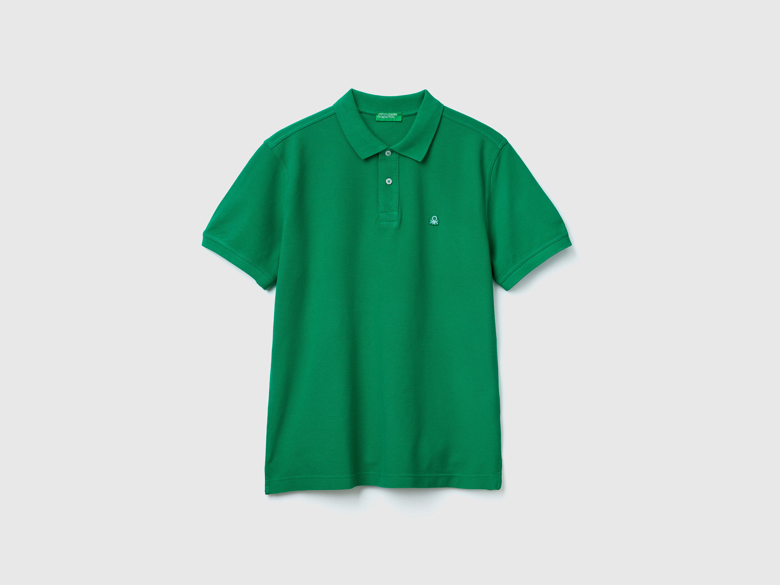 Benetton polo sales