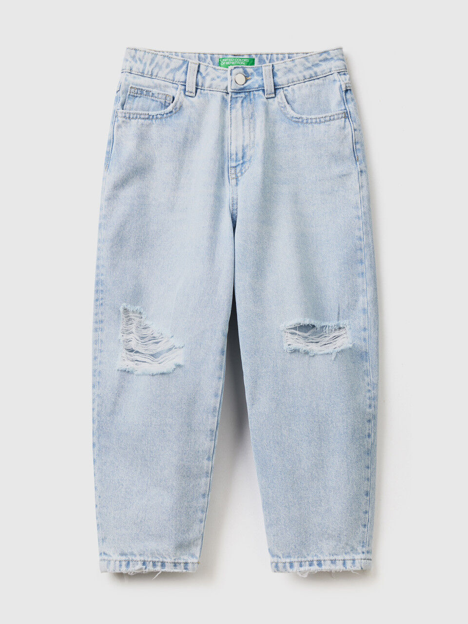 Baggy fit jeans with rips