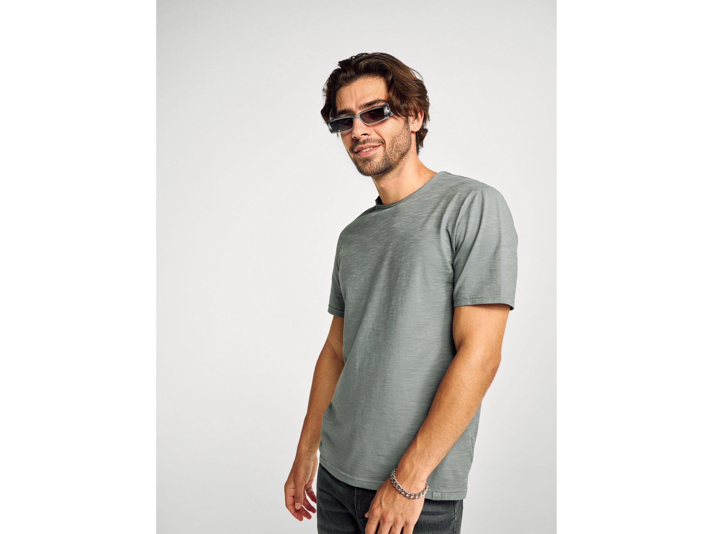 T-SHIRT Men image number 2