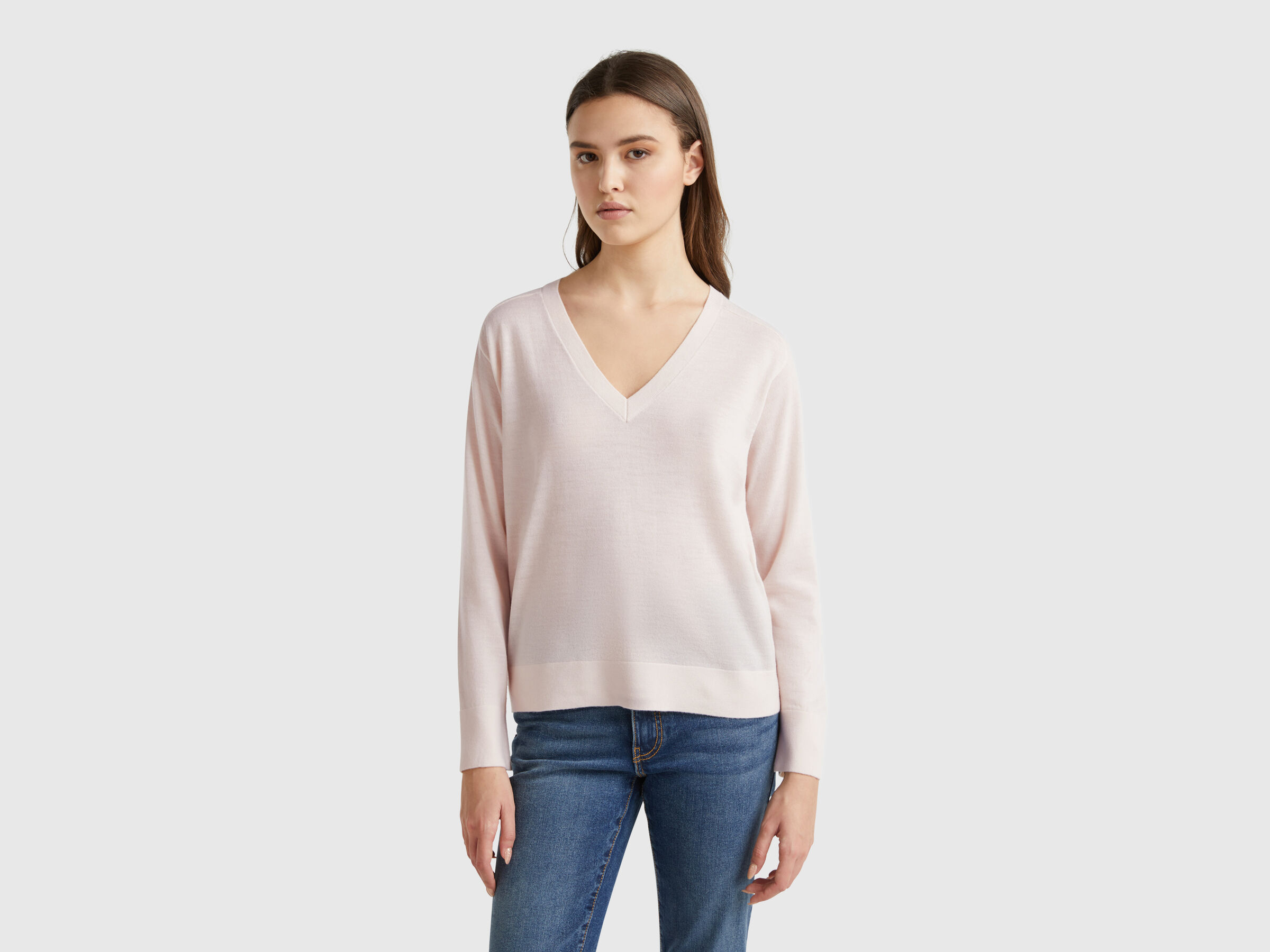 V NECK SWEATER L/S Women image number 0