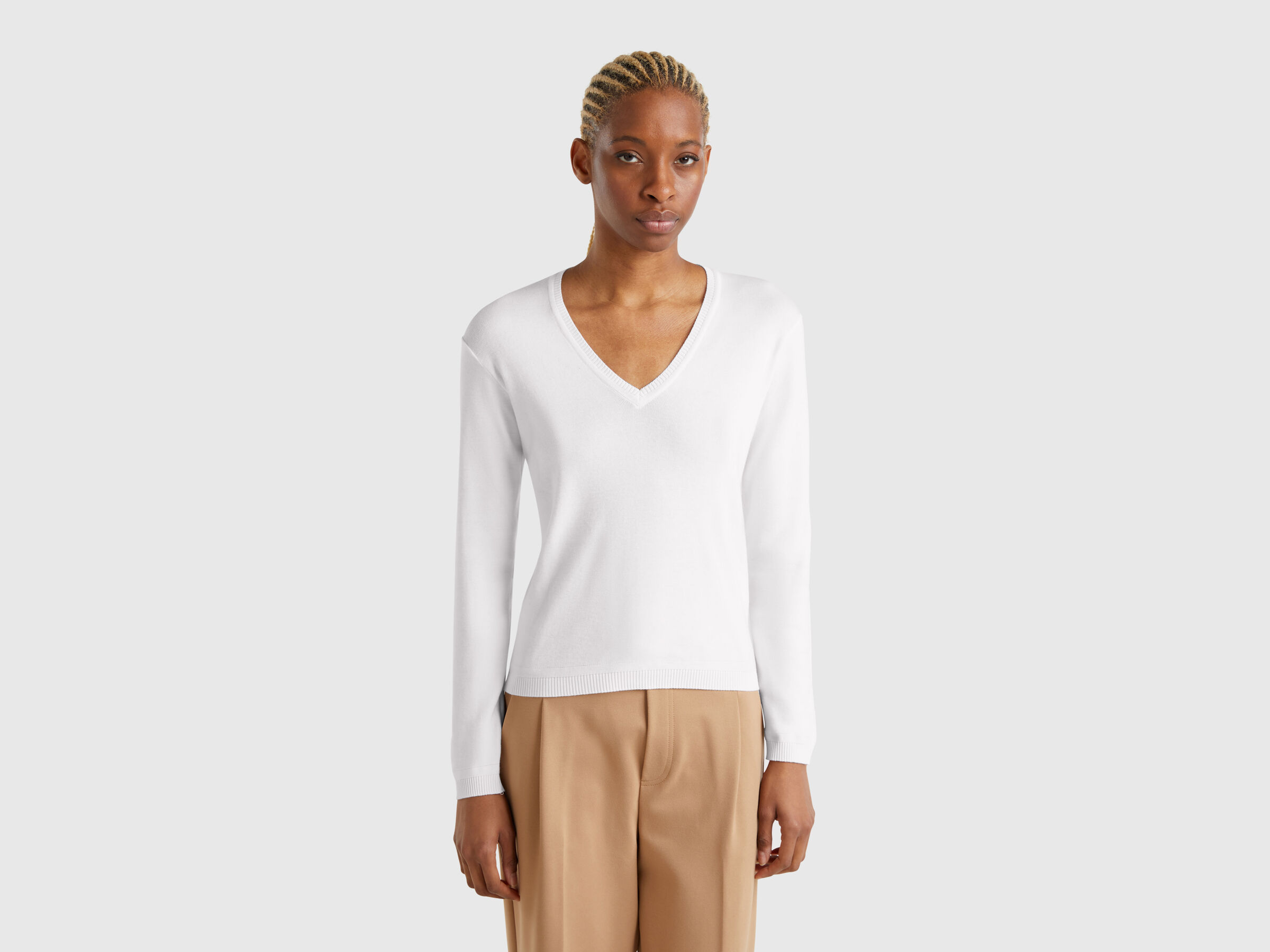 V NECK SWEATER L/S Women image number 0