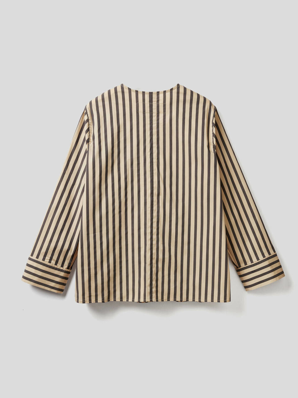 Blouse with maxi pocket image number 2