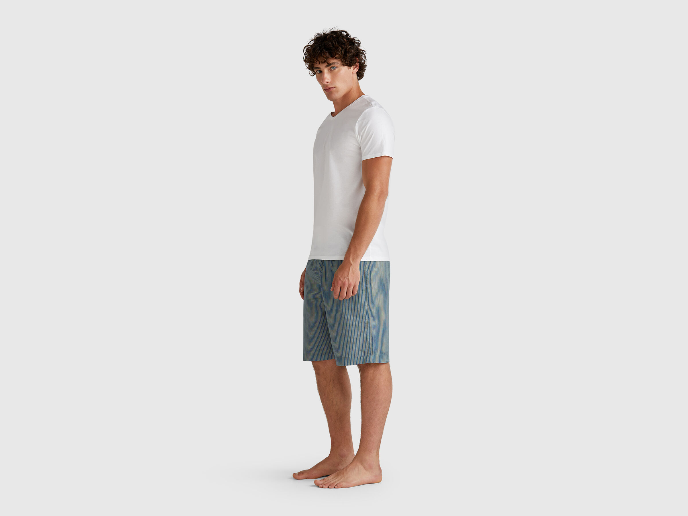 SHORTS Men image number 2