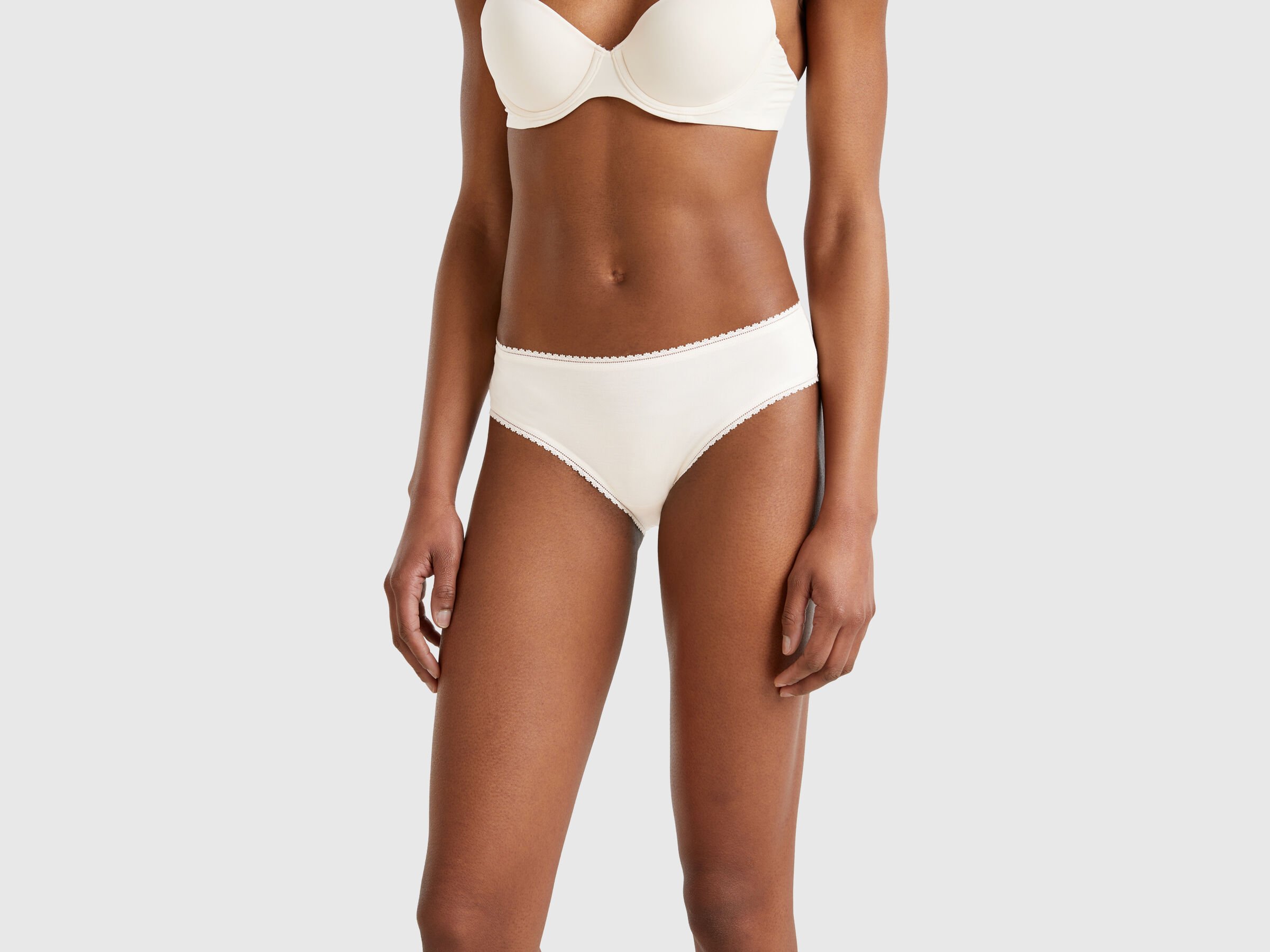 SLIP Women image number 0