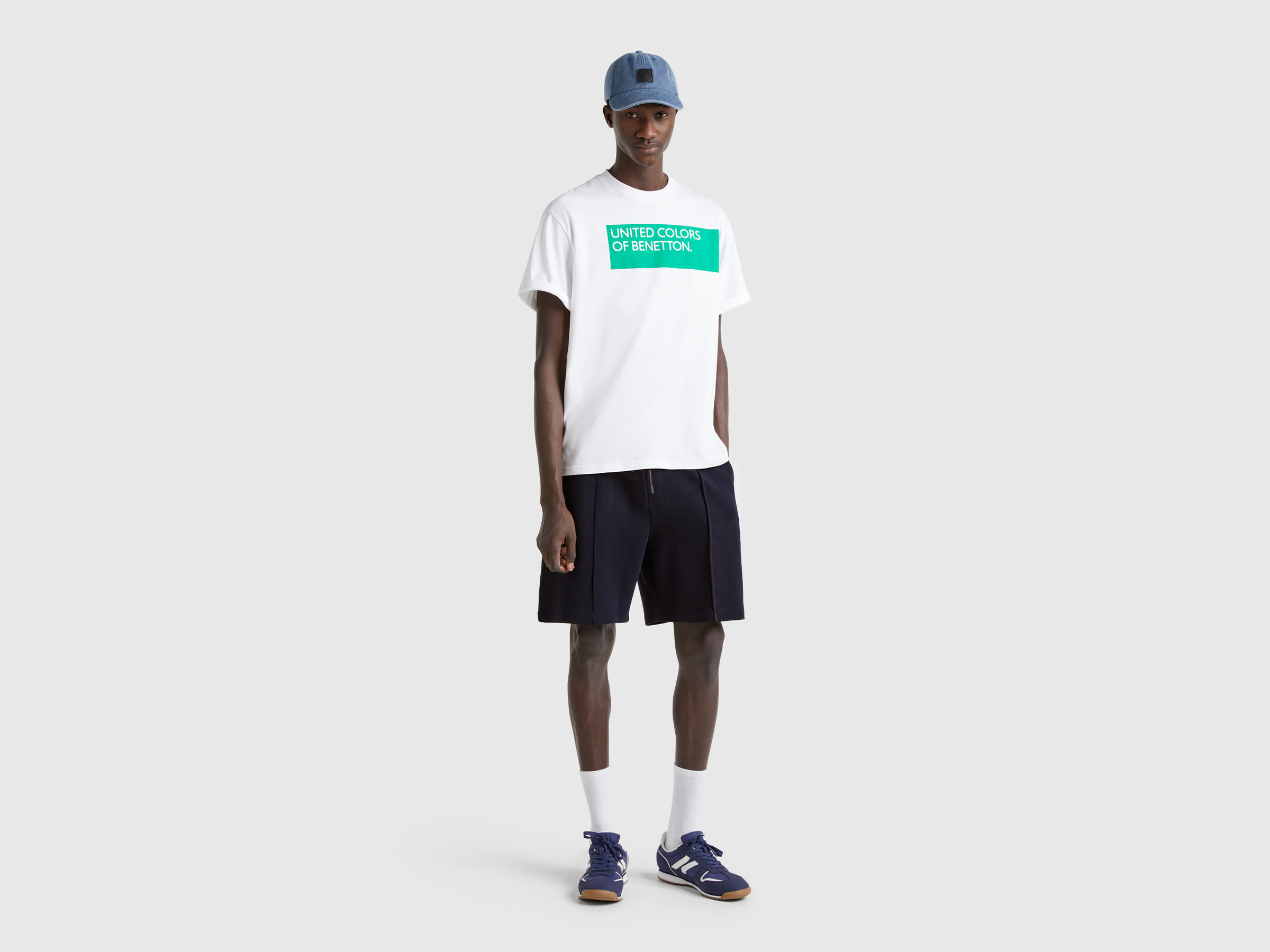 BERMUDA Men image number 2