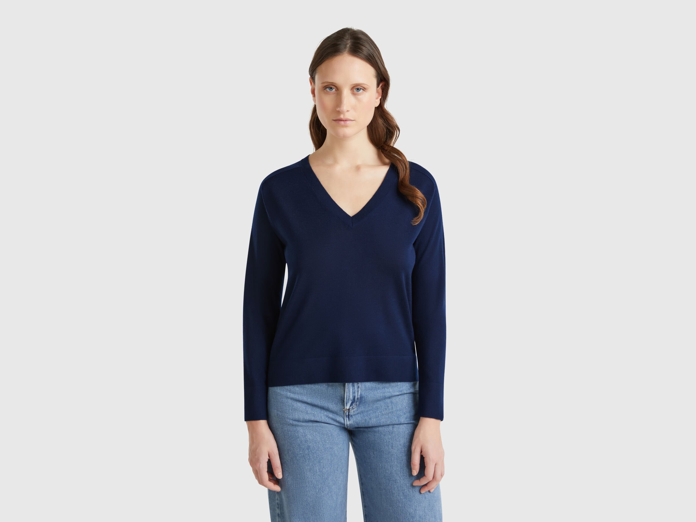 V NECK SWEATER L/S Women image number 0