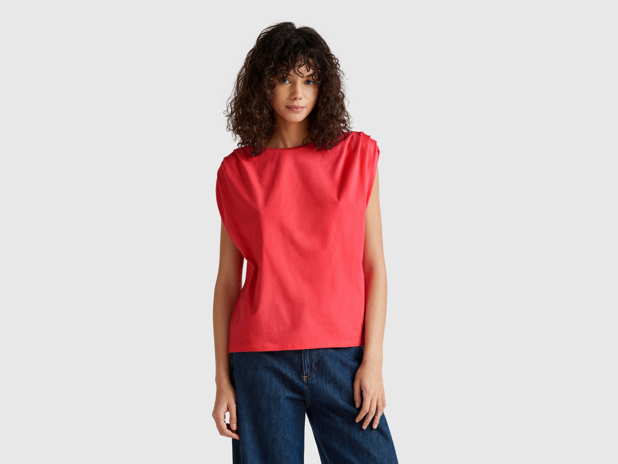 SLEEVELESS SWEATER Women image number 0