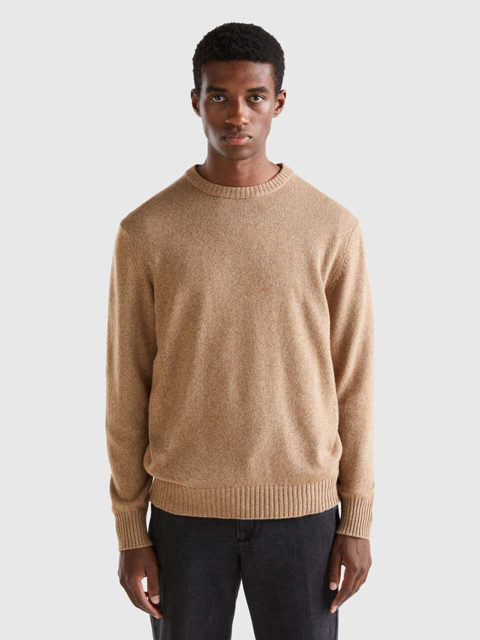 Men's v neck hotsell cashmere sweater sale
