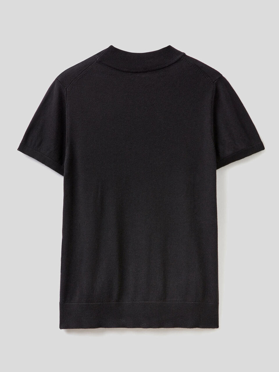 Short sleeve turtleneck sweater image number 2