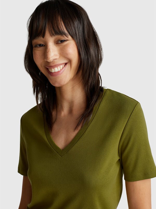 Pure cotton t-shirt with V-neck Women
