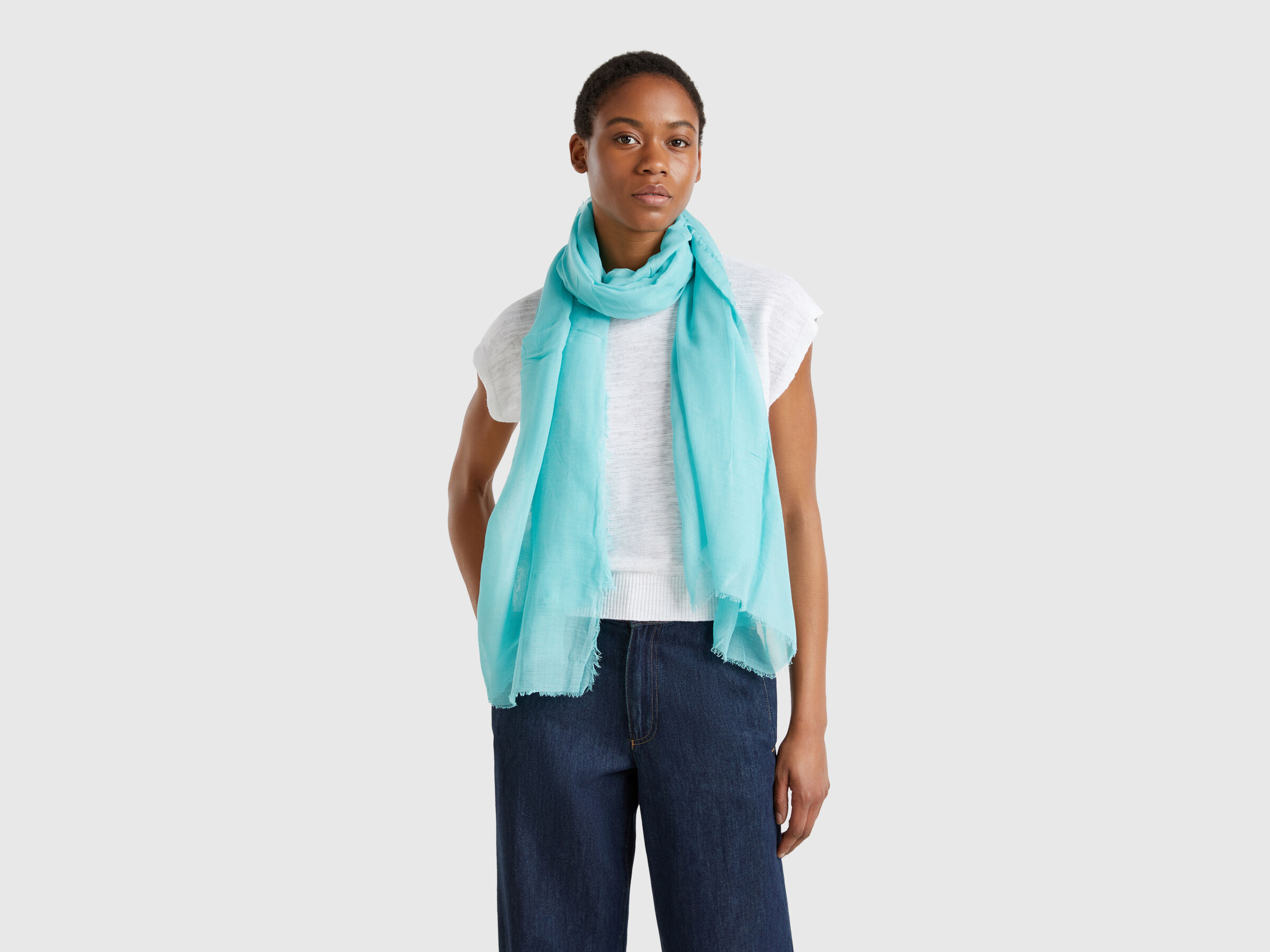 SCARF Women image number 2