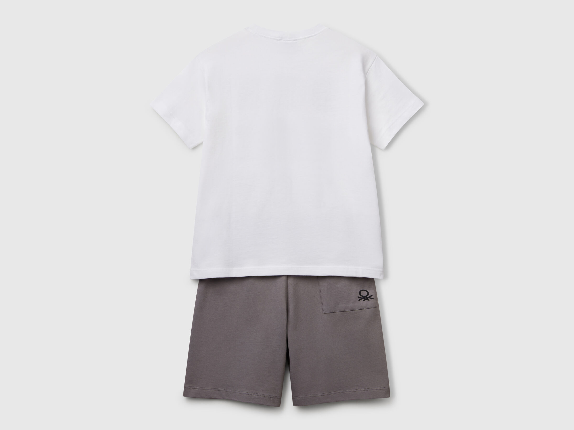SET T-SHIRT+SHORTS Junior Boy image number 1