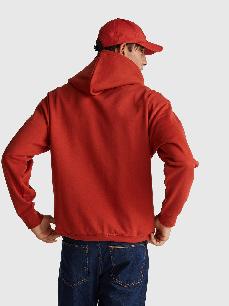 SWEATER W/HOOD Men image number null