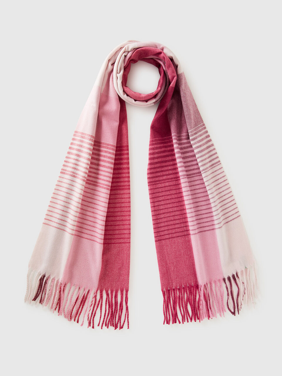 SCARF Women image number 1