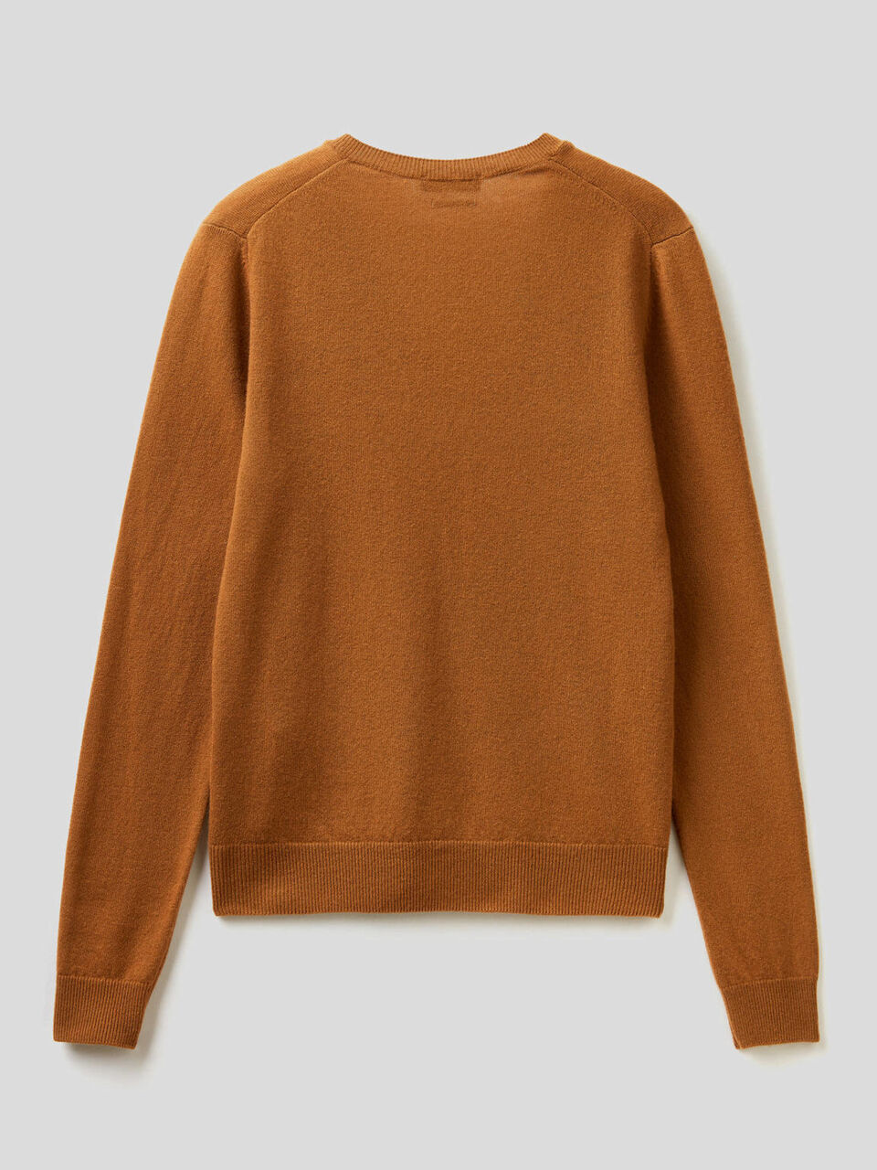 V-neck sweater in pure virgin wool image number 2