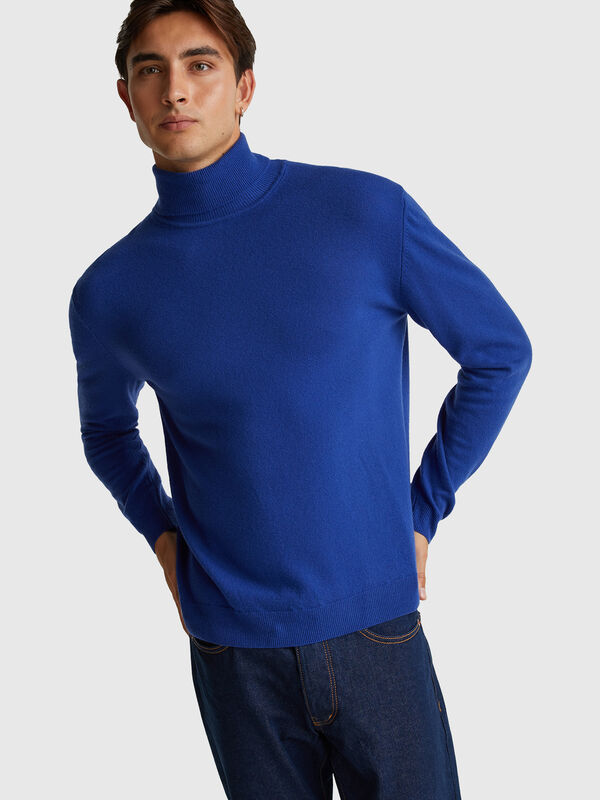 Cornflower blue turtleneck in pure Merino wool Men