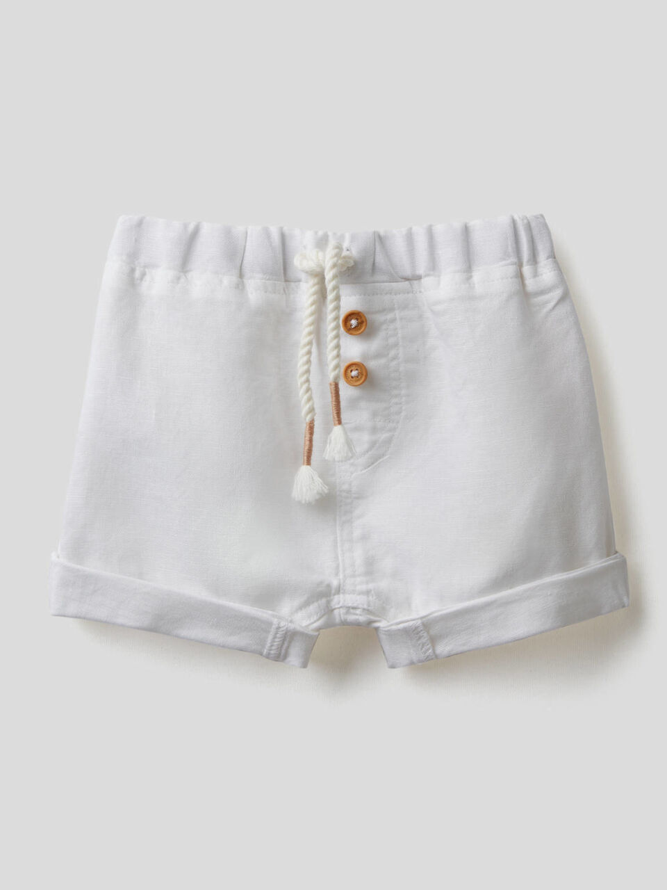 Shorts in linen blend image number 1