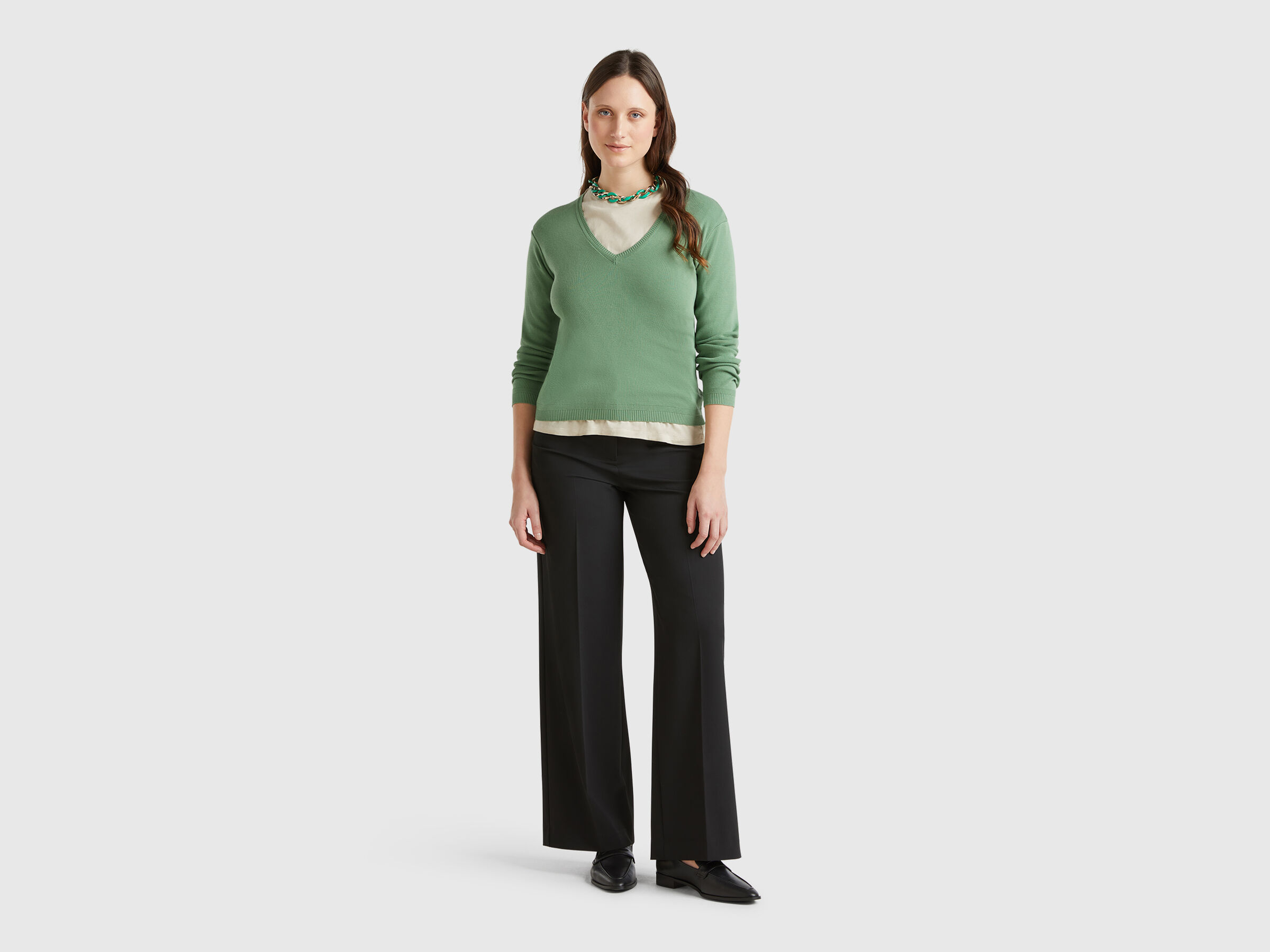 V NECK SWEATER L/S Women image number 2