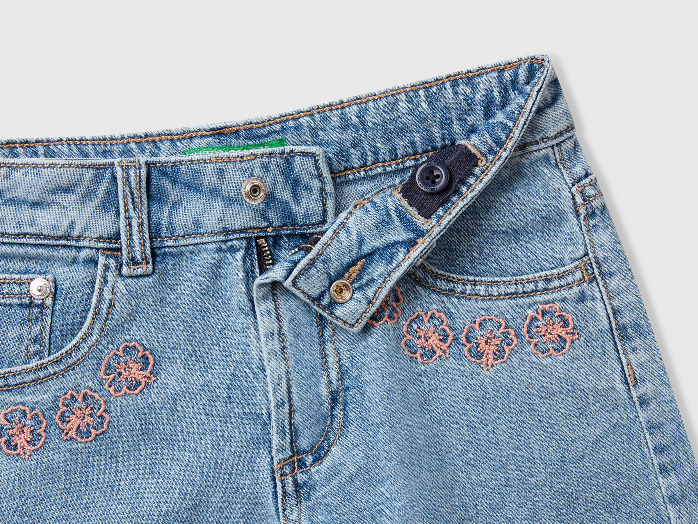 SHORTS Junior Girl image number 2