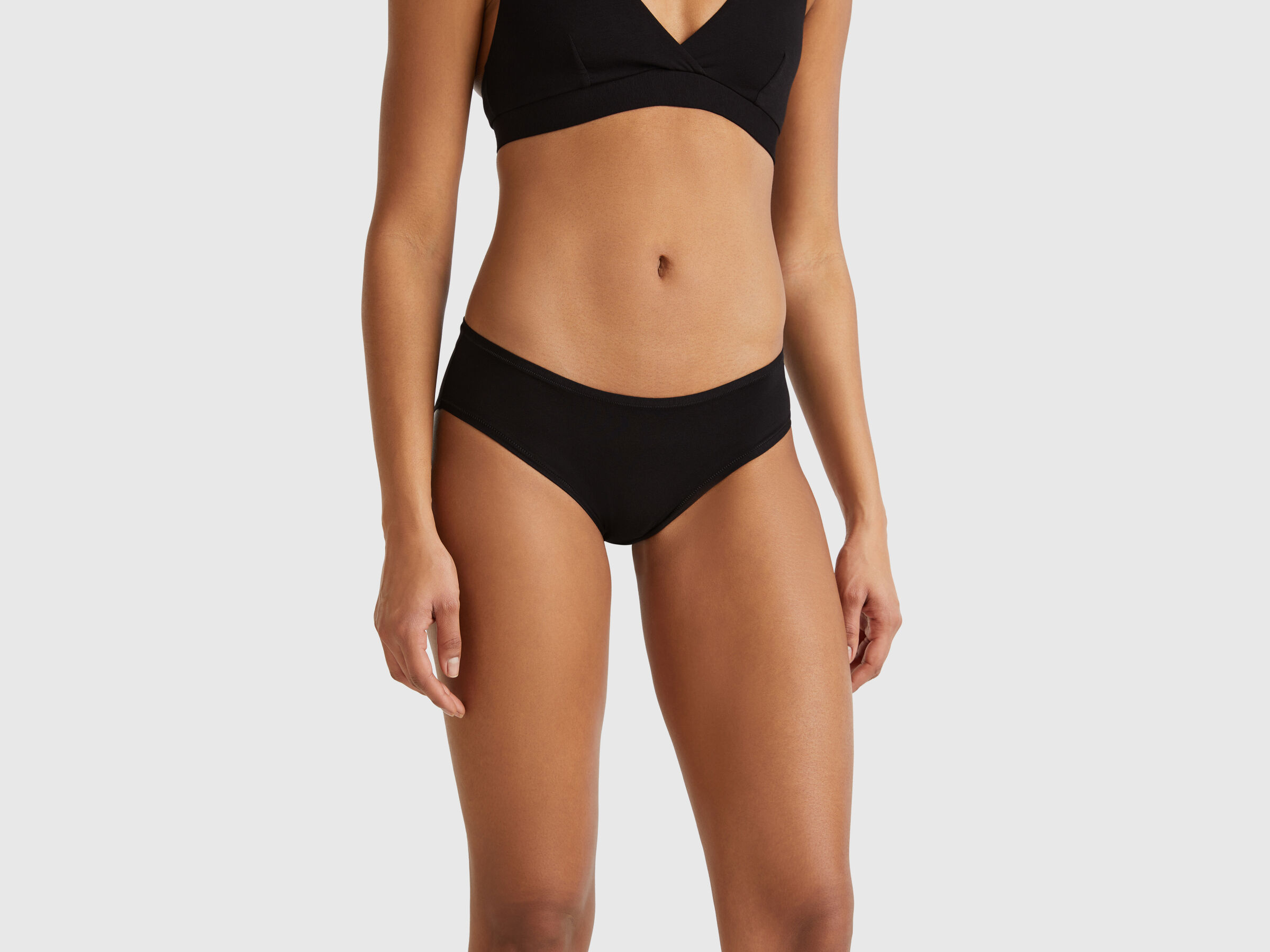 SLIP Women image number 0