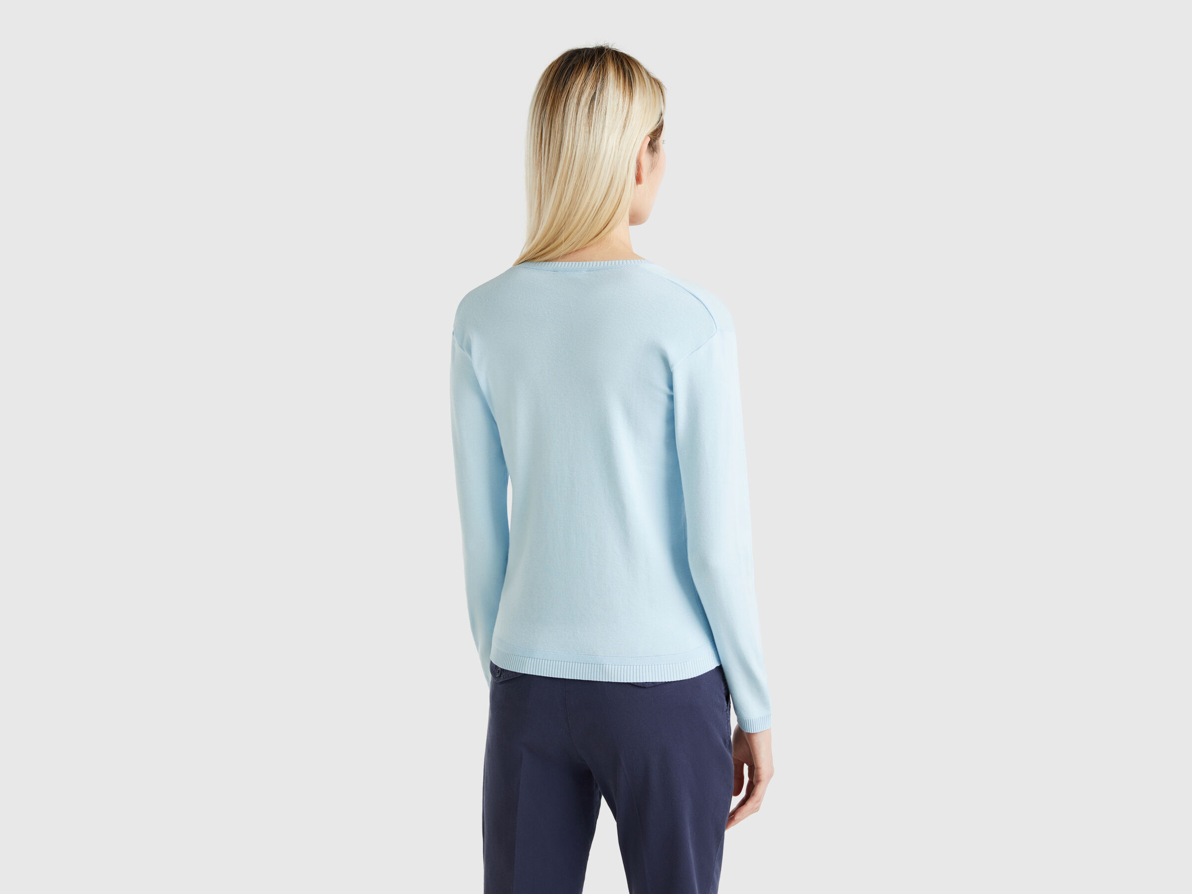 V NECK SWEATER L/S Women image number 1